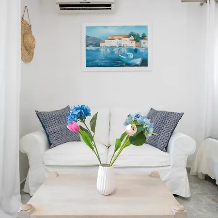 بيت للعطل Kostas *