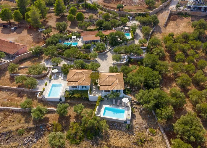 Kostas *